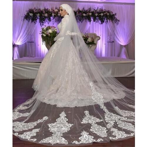 Cathedral Bridal Veils High Quality Lace Edge Appliques Pearls 2 Layers Bridal Veil Wedding Veil With Comb Wedding Accessories