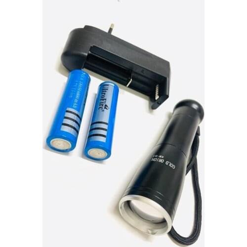 Km-83 Zoomlu rechargeable 200 Lumens Car Camping Flashlight