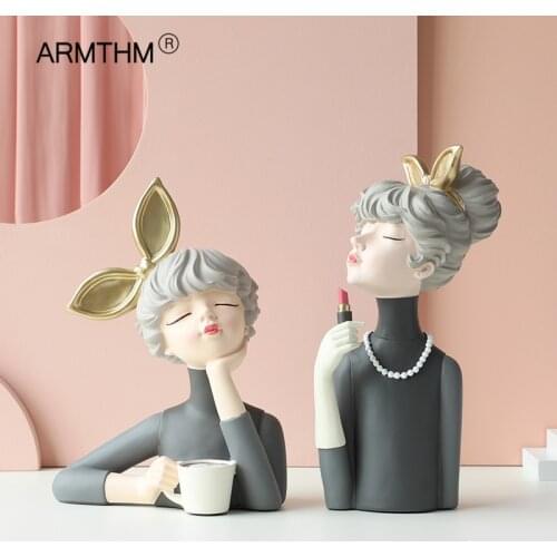 ARMTHM Figurines For Interior