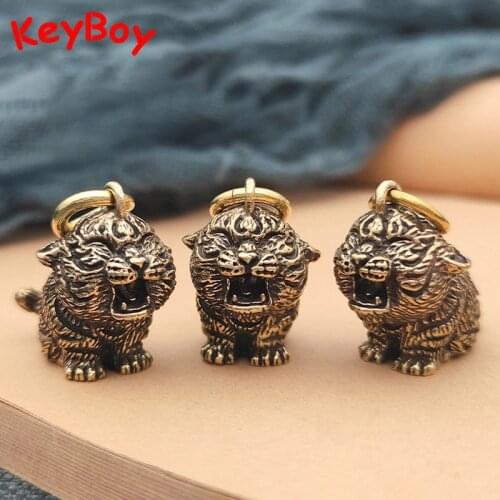 Retro Brass Cute Tiger Figurines Car Keychains Pendants Jewelry Men Women Bag DIY Handmade Hanging Trinkets Accessories Keyrings