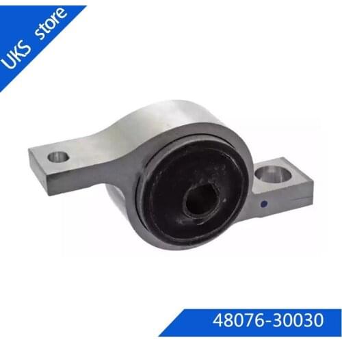 48076-30030/48075-30030 Suspension bushing rihgt & left for toyoya New crown