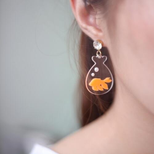 Donarsei Cute Transparent Acrylic Fish Earrings For Women Funny Pearl Goldfish Water Bag Goldfish Bowl Drop Dangle Earrings