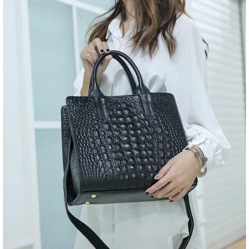 Womens Genuine Leather Totes Laptop Shoulder Messenger Bag Multifunctional Business Bags Crocodile Pattern Black Bag