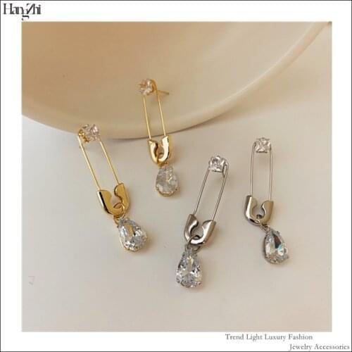 South Koreas New Water Drop Zircon Pin Shaped Earrings S925 S ilver Needle Design Sense Trend Fashion Women Drop Earrings 2021