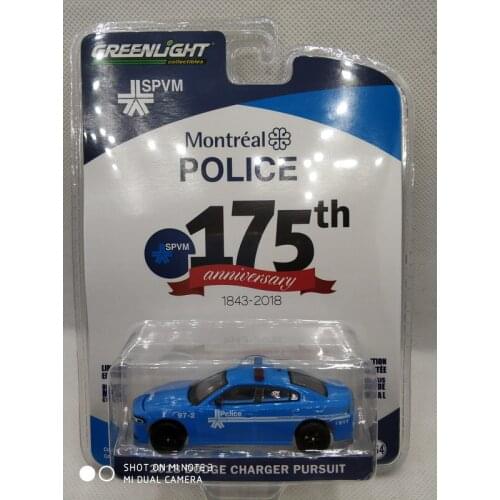 GREENLIGHT CARS 1/64 2018 Dodge charger pursuit Montreal 175th anniversary Canadian police