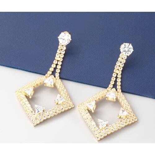 Pauli Manfi Fashion Metal Hollow Rhinestone Geometric Earrings Womens Creative Popular Dangle Earrings Party Accessories