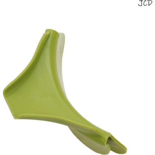 JCD 1pcs Creative Anti-spill Silicone Slip On Pour Soup Spout Funnel for Pots Pans and Bowls and Jars Kitchen Gadget Tool