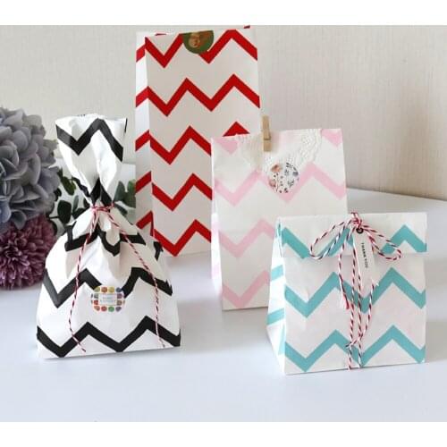 2-10pcs Colorful Polka Dot Paper Bag Wedding Birthday Party Favor Gift Bags Zigzag Stand up Paper Treat Bag Wrapping Supplies