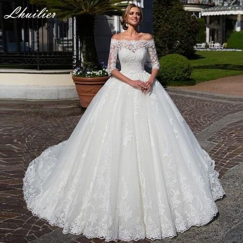 Lhuilier A Line Boat Neck Lace Appliques Wedding Dresses Half Sleeves Floor Length Vintage Bridal Gowns with Beading Belt