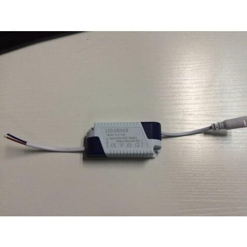 8-12) x 1W LED driver high efficiency stable Constant Current drivers input 85V-265 V output 24-65 V 300mA Plastic Case