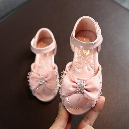 Bobora 2021 Girls Sandals Shoes Summer Bowknot Sequin Crystal Fish Mouth Cute Leather Sandals Princess Shoes