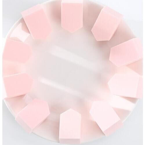 10Pcs / lot New Pentagon Puff Beautiful Makeup Tool