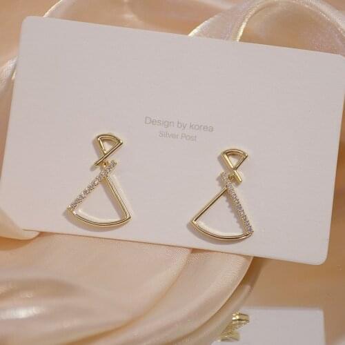 Gold Plated Sparkling Zircon Triangle Stud Earrings Small Geometric Piercing Earrings for Women French Style Elegant Jewelry