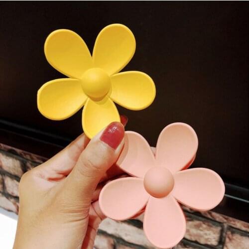 1pc Korean Hair Claws Women Candy Colors Hair Crab Clamps Hairdress Solid Hairpins Flower Shaped Hair Accessories Headwear