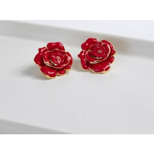 New Simple Red Enameling Rose Flower Gold Color Stud Earrings for women Girls Retro Temperament Flower Earrings Quick Sale