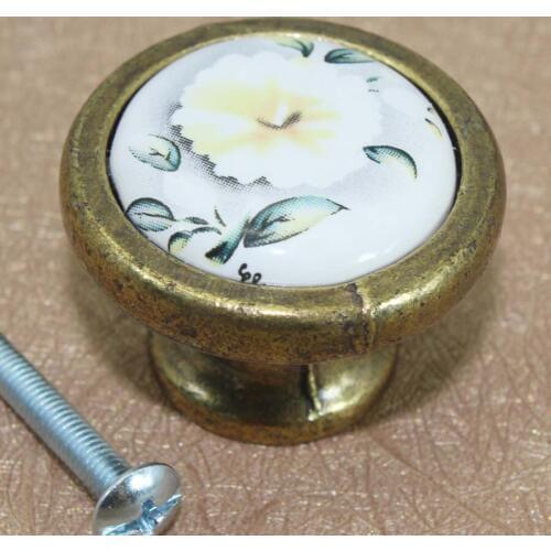Rustico pastorale kitchen cabinet handle Drawer knobs Bronze dresser cupboard door handles Vintage brass Ceramic porcelain knobs
