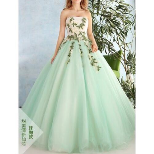 100%real daisy flower embroidery Medieval Renaissance gown Sissi princess dress Victorian /Marie/ Belle Ball cosplay dress