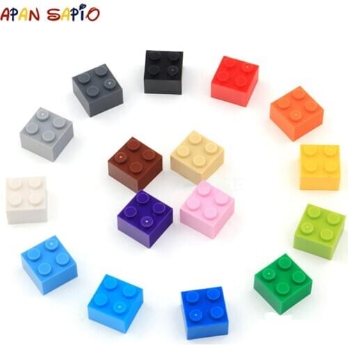 300pcs 2x2 Dots DIY Building Blocks Thick Figures Bricks Educational Creative Plastic Toys for Children Compatible With 3003