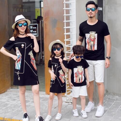 Family matching clothes father mother daughter son mom mommy and me clothes clothing dress couple family look tshirts outfits 99