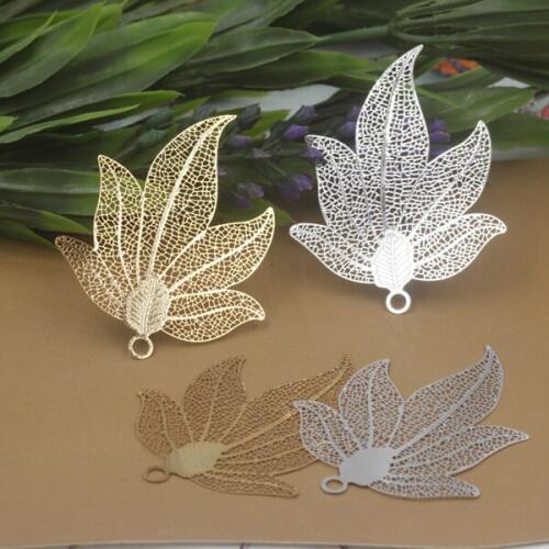 100pcs/lot 45*45mm Gold /Silver Plated brass Hollow filigree wrap of Maple Leaf Connectors Pendant Charm DIY Jewelry Findings
