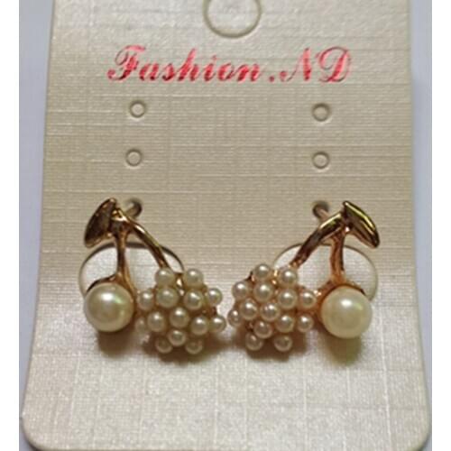 2019 Korean fashion new earrings exquisite little pearl earrings splicing ball exquisite cherry modeling earrings romantic ladi