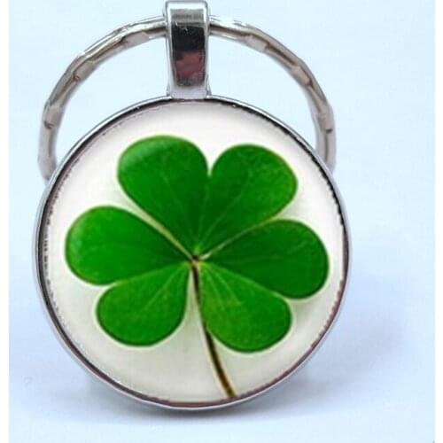 Lucky Clover Shamrock Art Picture Glass Keychain Handmade Art Glass Jewelry Pendant Silver Key Ring