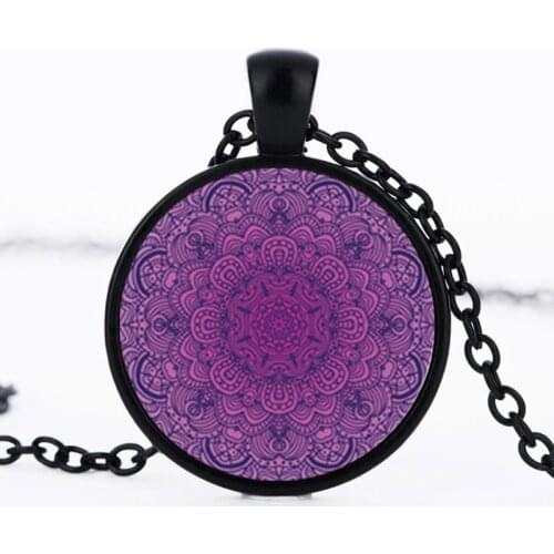 SUTEYI Vintage Mandala Crystal Necklace Om Symbol Buddhism Zen Henna Flower Pendant Round Glass Necklaces High Quality Jewelry