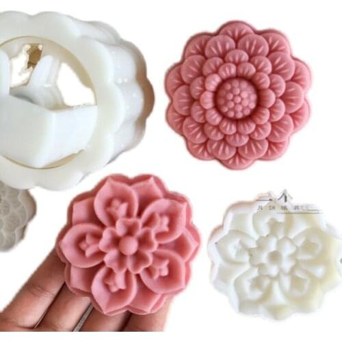 DIY Handmade New Product Moon Cake Mold Lotus Seed Flower 75 Grams 3D Hand Pressure Plastic Mid-autumn Baking Tools