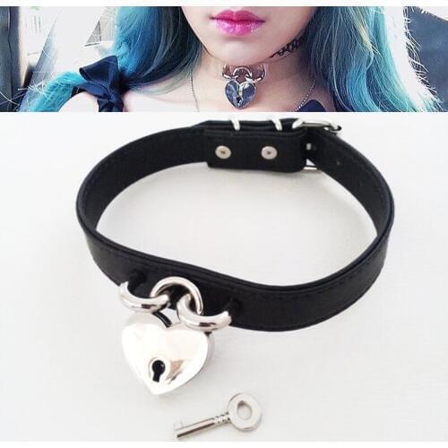 Sweet Heart Lockable Collar Lolita Harajuku Kawaii 100% Handmade Leather Clear Vinyl Transparent Heart Lock Choker Necklace