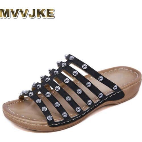 MVVJKE summer fashion wear 2020 new wild rivet Roman seaside beach sandals and slippers women Comfortable flat Slippers female