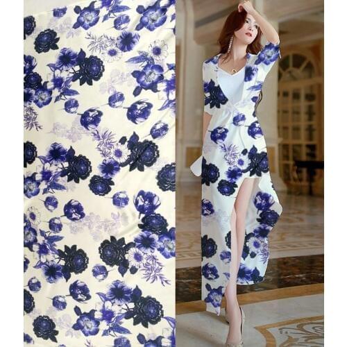 2021 New Blue Flowers Printed Heave 19MM Elastic Satin Silk Fabric Dobby Beautiful Dress Coths Scarf Fabric Factory Wholesale