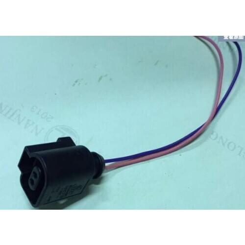 For Skoda Fabia Yedi New Octavia for VW Sagitar Magotan CC Golf Water Temperature Sensor Plug Water Temperature Sensor Plug