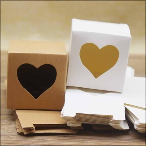 2020 10/20 pcs Favorate vintage kraft gift Candy Box white paper square window box small size 5x5x5cm cute box