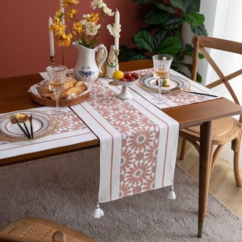 Luxury Tassel Table Runner Multiple Styles Table Runners Restaurant Hotel Decor Table Cover Fashion Home Coffee Tea Desk Cloth