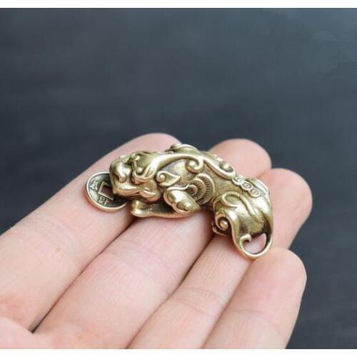 Collectable Chinese Brass Carved Animal God Beast Exquisite Small Pendant Statues