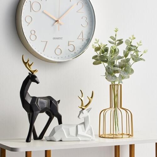 Home Decoration Accessories Nordic Black and White Deer Resin Animal Sculpture Modern Living Room Office Decoration Accessories
