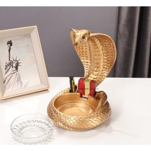 Cartoon Snake Smoking Accessories Household Ashtray Resin Animal Decorative Art Storage Modern Living Room Office Study Ashtray
