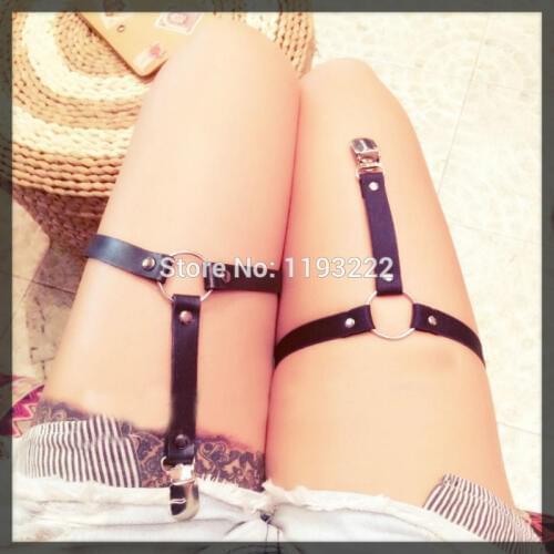 Sexy Harajuku Handmade Faux Leather O Roung Clips Leg Garter Belt Punk Rock Studded Rivet Leg Loop Ring