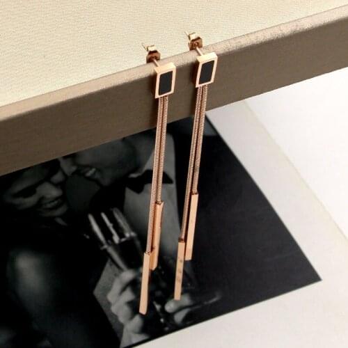 Fashion New Tassel Earrings Black Square Snake Bone Rectangular Strip Rose Gold Earrings For Women Jewelry Wholesale