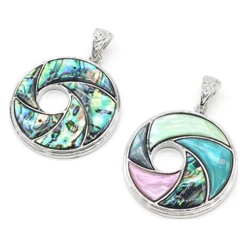 Natural Shell Pendant Exquisite Round Shape White Black Shell Abalone Shell Accented Alloy Charms for Jewelry Making Necklace