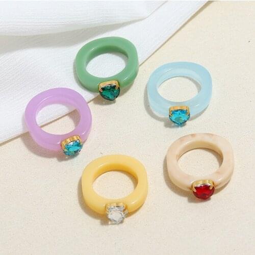 Personality Colorful Acrylic Resin Crystal Heart Finger Ring For Women Girls Korean Simple Transparent Plastic Jewelry Gift