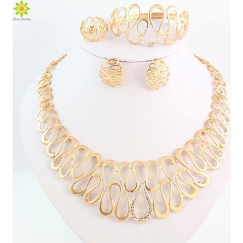 African Costume Jewelry Sets Gold Color Women Dubai Choker Crystal Necklace Earrings Sets Party Wedding Accessories