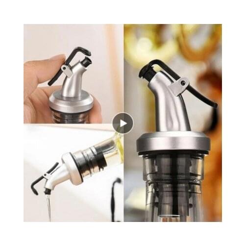Kitchen Oil Sprayer Home Tools Wine Pourer Spout Stopper Olive Oil Sprayer Bar Accessories Wine Pourer Stainless Steel Dispenser