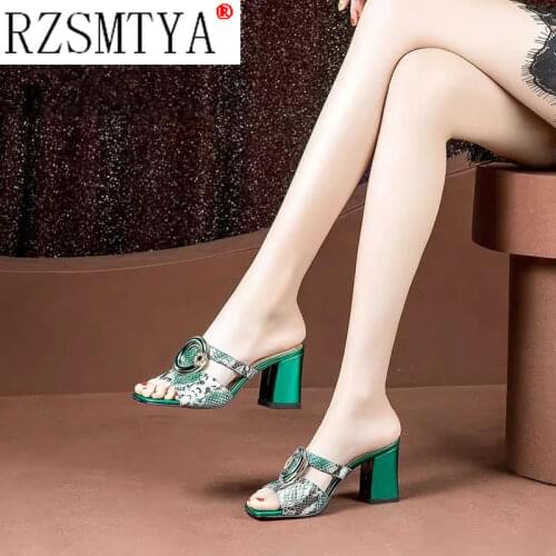 Snakeskin PU Leather Hollow Out Metal Decoration Square Heel Slippers Rhinestone Light Peep Toe Slides Retro Non-Slip Sandals