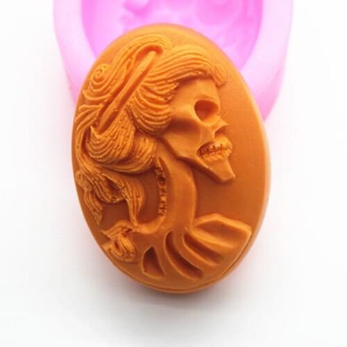 C375 Person cranial head Craft Art Silicone Soap mold Craft Molds Handmade soap molds