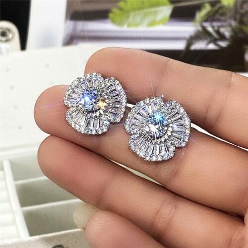Huitan High-quality Silver Color Wedding Earrings for Women Aesthetic Petal-shaped Design Luxury Cubic Zirconia Fashion Jewelry