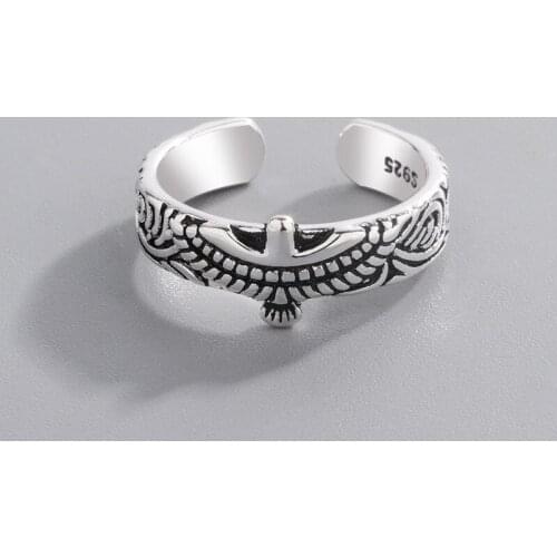 Miuoxion Wholesale Retro Eagle Ring Personality Fashion Punk Party Jewelry For Women Feature Namour Charm Gift All Seasons