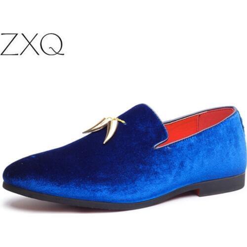 New Spring Autumn Men Party Shoes Personal Metal Pendant Decorated Slip On Blue Red Black Color Fashion Men Driving Shoes