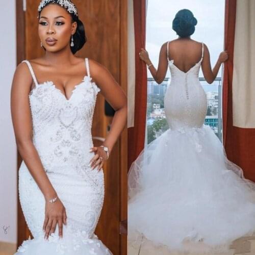 African Plus Size Wedding Dresses Spaghetti Straps Lace Beaded Backless Black Girls Mermaid Bridal Dress Back Buttons