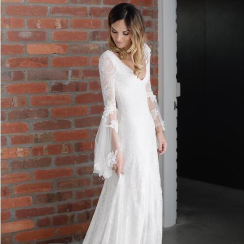 Sheath V-neck Backless Bell Sleeves Lace Boho Wedding Dress 2019 Bohemian Sexy Bridal Gown Country Garden vestido de noiva